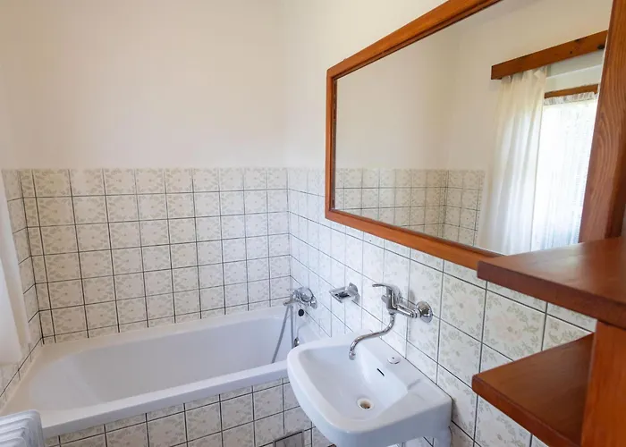 Jestrebice 8 By Interhome * Dobren