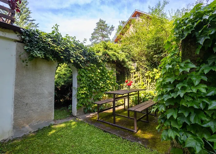 Jestrebice 8 By Interhome Dobren